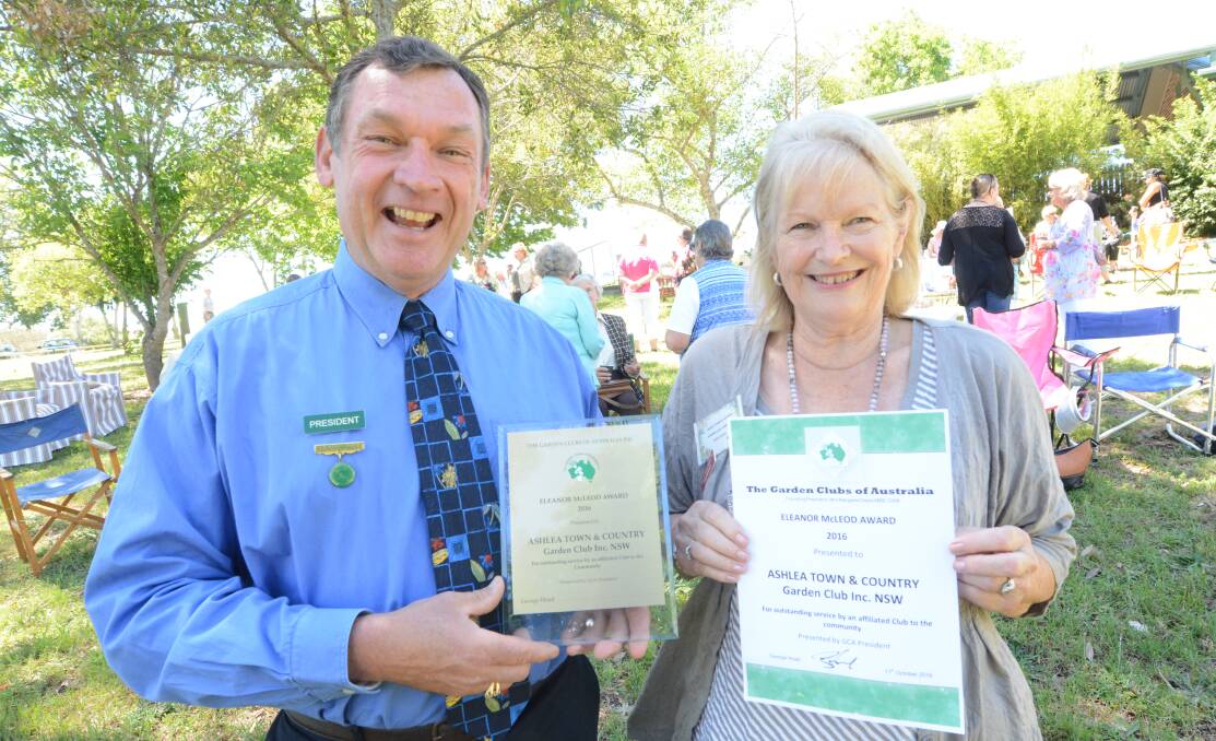 Garden Clubs of Australia president George Hoad and Ashlea Town and Country Garden Club Christine Gould with the Eleanor McLeod Award. Photo: supplied.