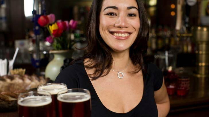 Tip for each round of drinks in the US and Canada. Photo: iStock