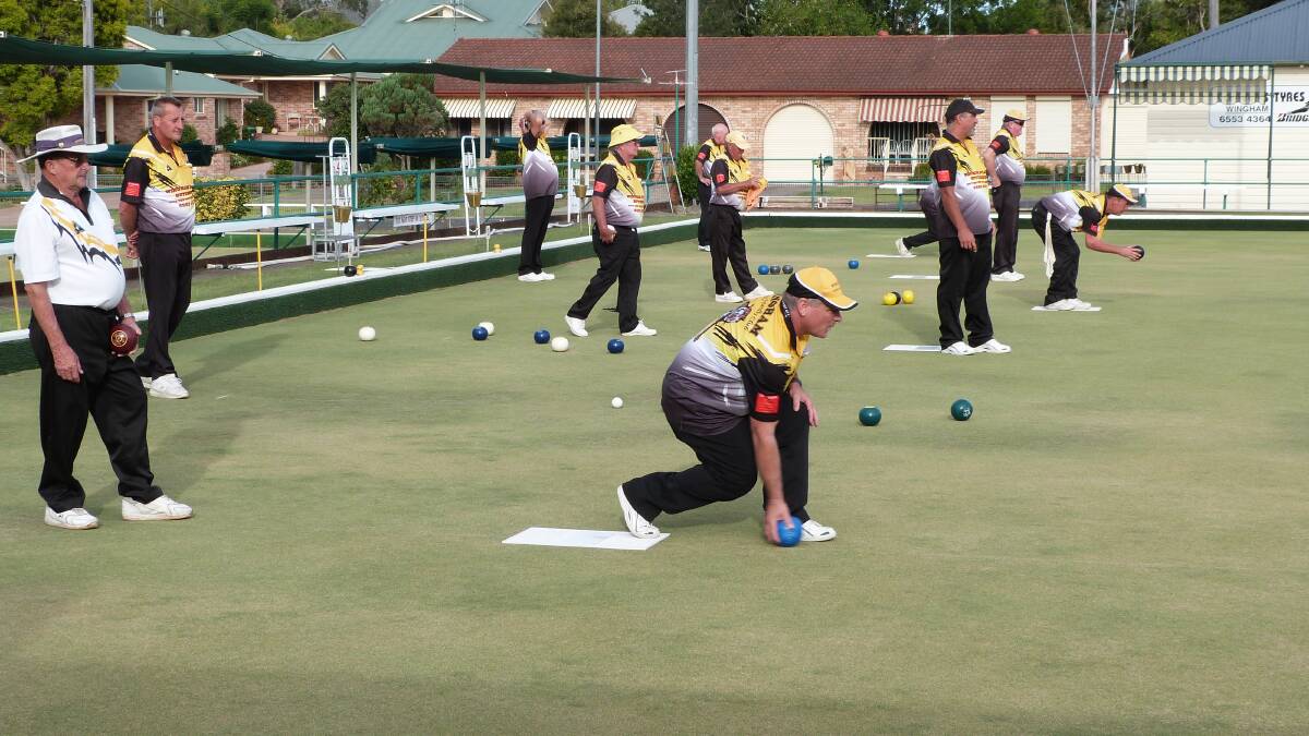 Dave O'Donnell bowling for Wingham