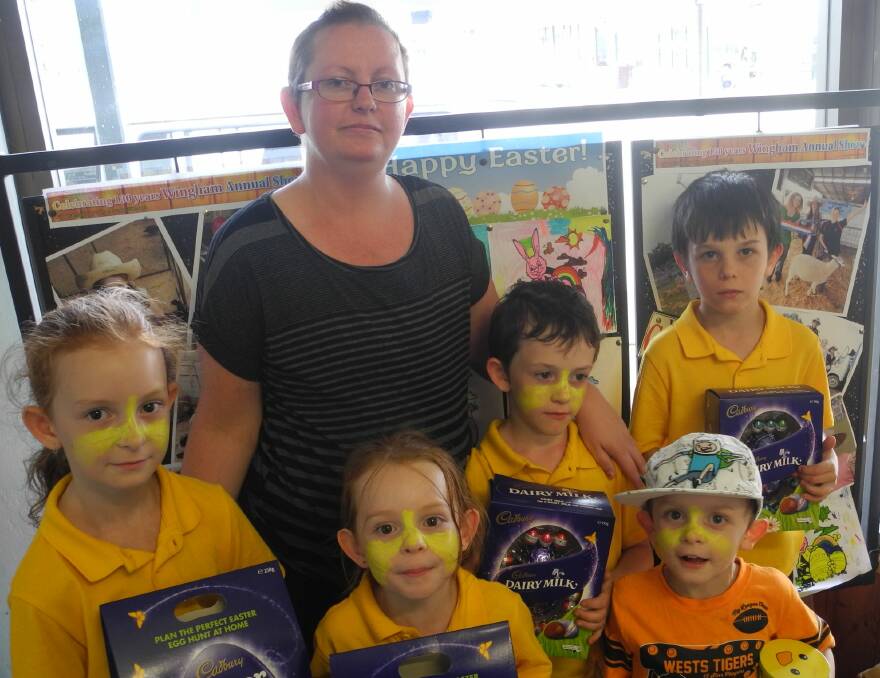 Sky Lewis and five of her six children.