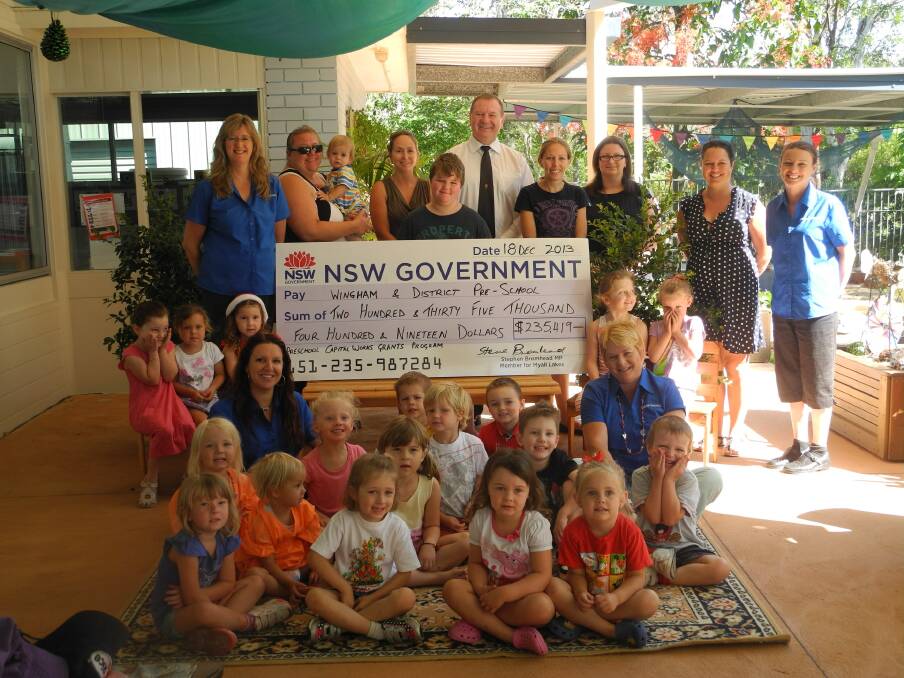 Staff and students of Wingham and District Pre School with member for Myall Lakes Stephen Bromhead