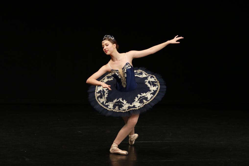 Elizabeth Avery (Taree) was the winner of Section 603 Open Classical Ballet Solo 14 years and under.