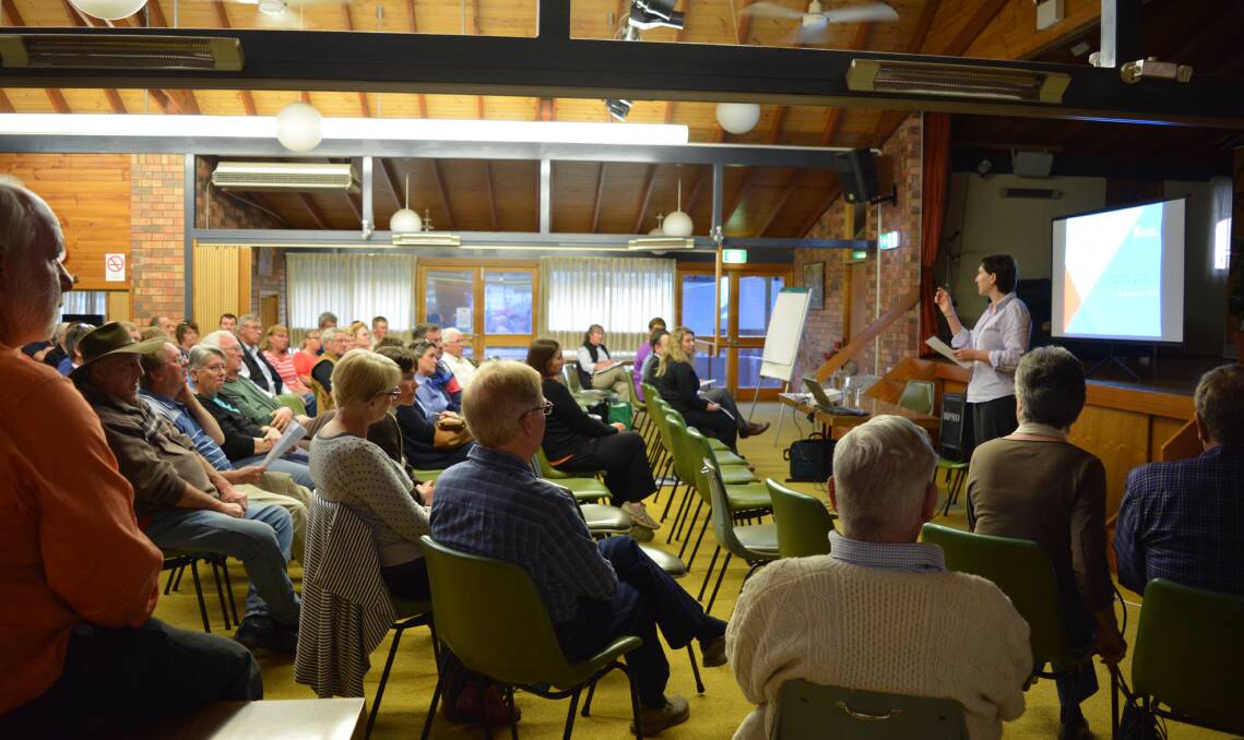 Members of the community attended a public meeting with the Department of Planning and Environment in September 2016. Photo: Anne Keen