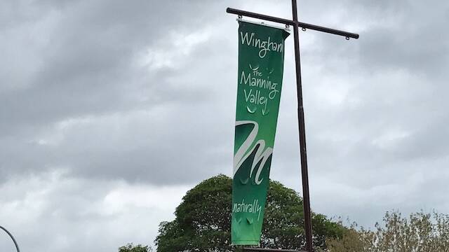 Letter: Wingham street banners bad for our town’s image