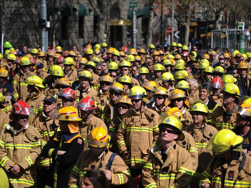 Victoria's fire services reform, separating volunteer-only and paid agencies, has passed parliament.