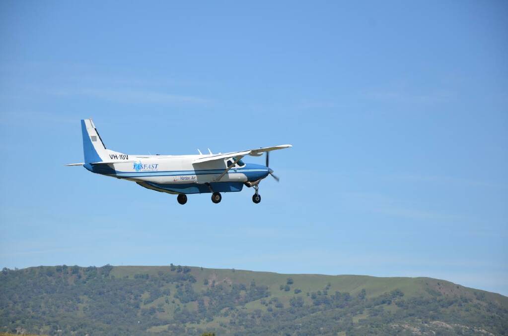 The plane carrying the Tasmanian devils leaving Scone. Photo credit: Catherine Clifford - The Scone Advocate 