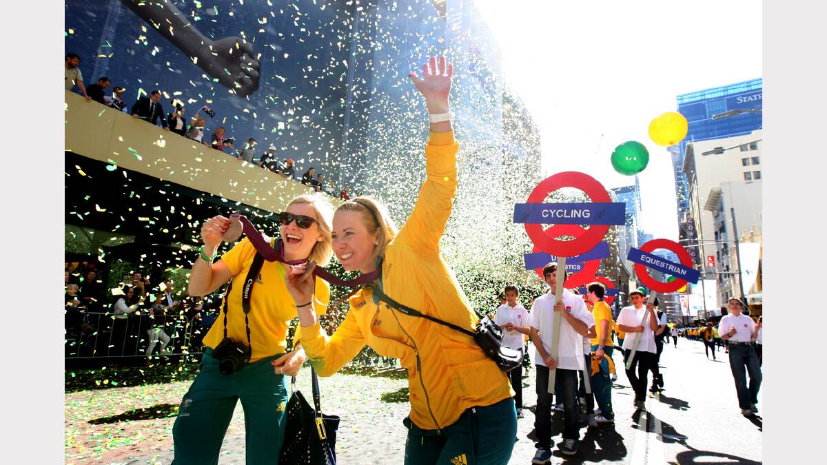 Kaarle McCulloch and Annette Edmondson during the Welcome home to the Australian Olympians parade down George St, Sydney.